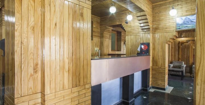 Hotel Pamposh Srīnagar Eksteriør bilde